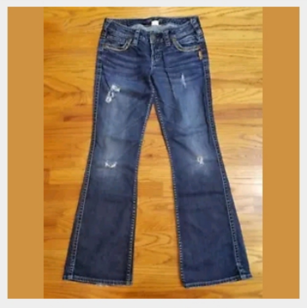 Silver Women's Frances W26/L31 Boot Cut Jeans - Picture 2 of 5